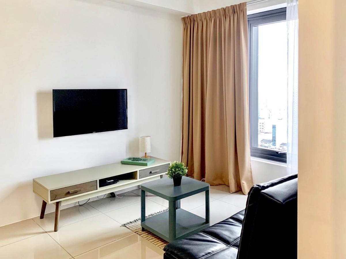 Georgetown Tropicana 218 Apartment Esterno foto