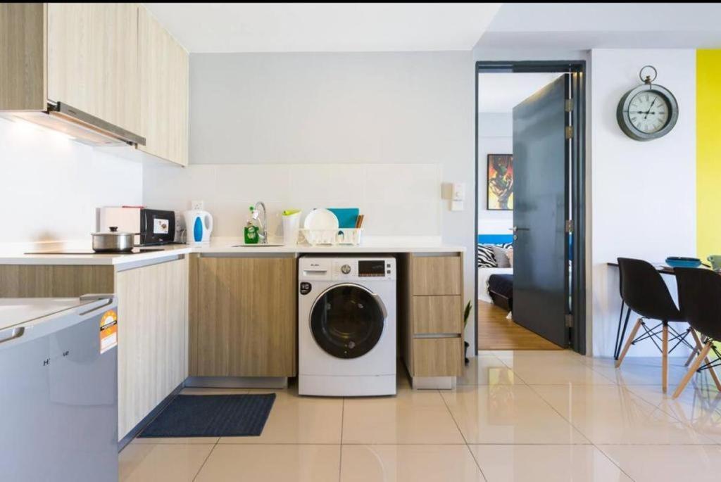 Georgetown Tropicana 218 Apartment Esterno foto